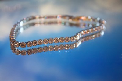 Weißer Saphir Tennis Armband 2,20 kt Gold Overlay 7 Zoll klar Jubiläumsgeschenk
