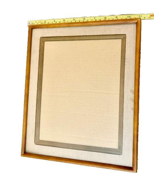 Elegant 12 X 14 Brown Wood Easel/Tabletop Picture Frame w/ Mat for 8 X 10 Prints