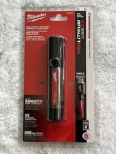 Milwaukee USB-C REDLITHIUM™ Rechargeable 800L Compact Flashlight 2160-21