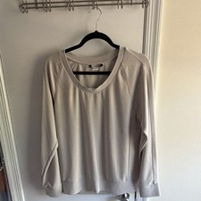 Athleta Women's Solid Beige Seasoft Crew Neck Raglan Long Sleeve Sweatshirt, M