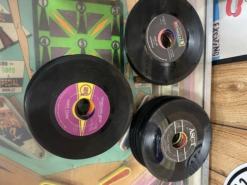 Lot Of 80 doo-wop / Pop/ Rock 45 records lot Dylan CCR DOORS BENNETT ELVIS HITS