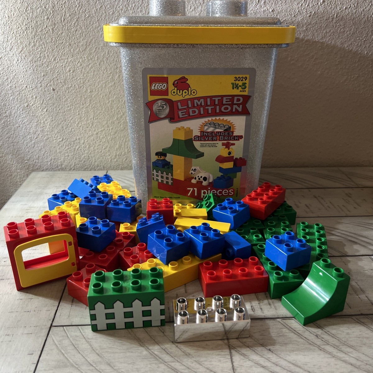 LEGO 3029 Duplo 25th Anniversary Silver Brick Bucket 1998 71pcs
