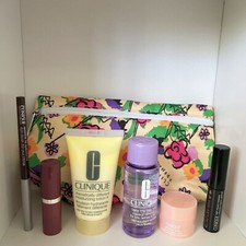 Donald x Clinique Makeup 6pcs  cosmetics bag New