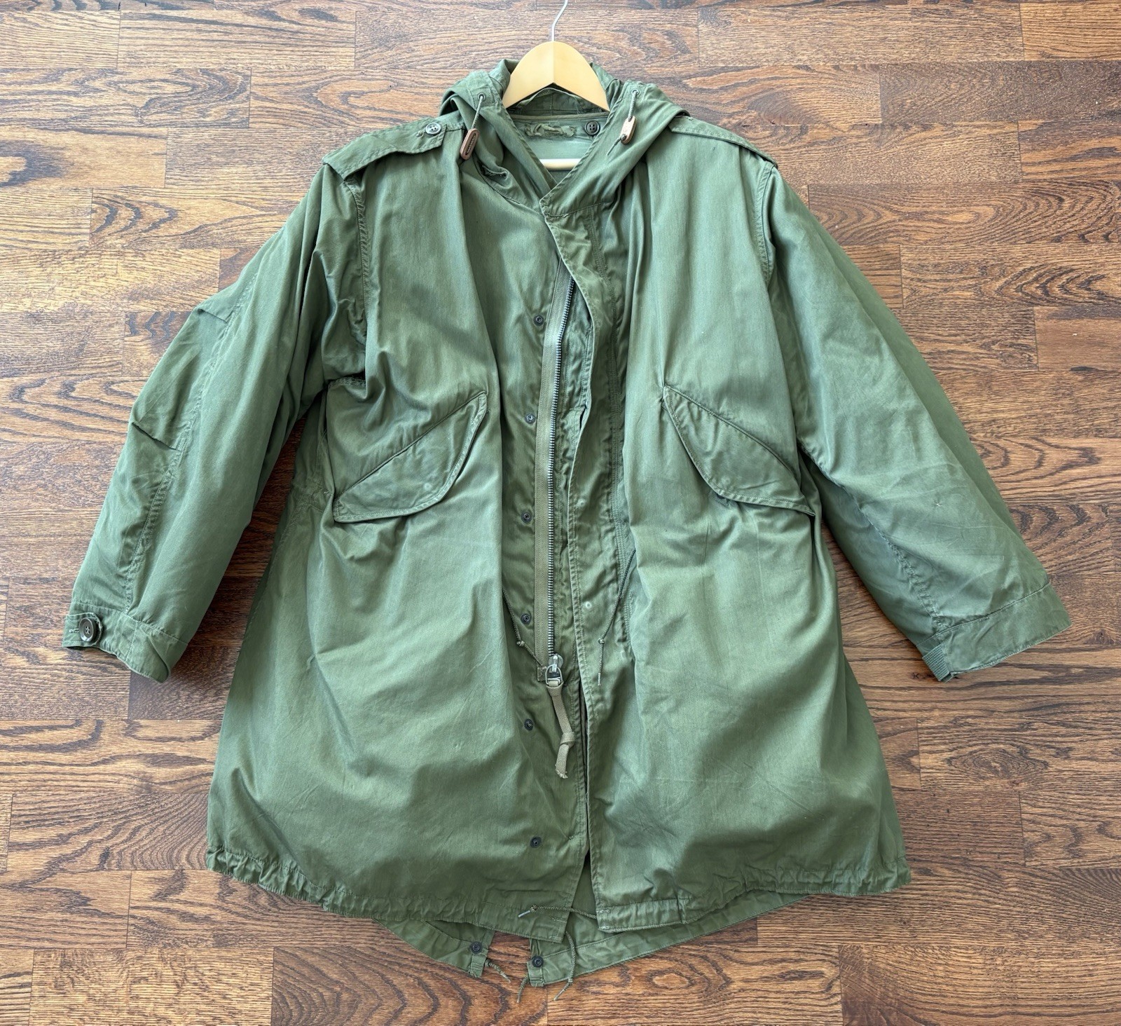 VINTAGE US Army M-1951 Parka with Liner M51 Medium Olive Fishtail Hooded  50s