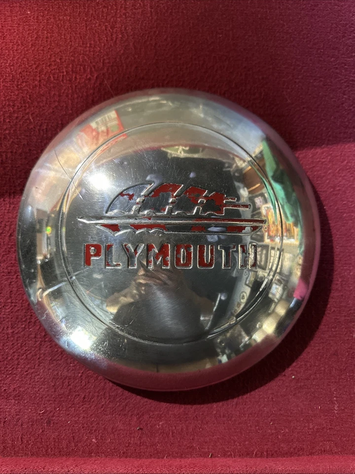 Tapacubos Plymouth P-14/P-15 9 pulgadas Foto 3 de 4