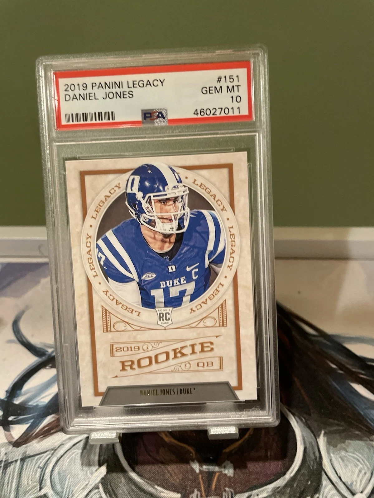Daniel Jones trading card