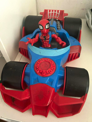 Superhelden Komplettset Actionfiguren Spider-Man+ Auto Hulk+Motorrad  und Alles
