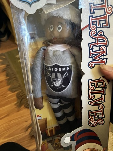 Forever Collectibles Las Vegas Raiders NFL TEAM ELVES-BOX DAMAGED