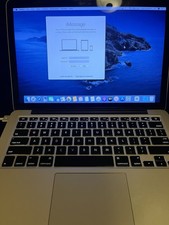 Apple MacBook Air 13" Silver SSD macOS Catalina Backlit Keyboard Wi-Fi