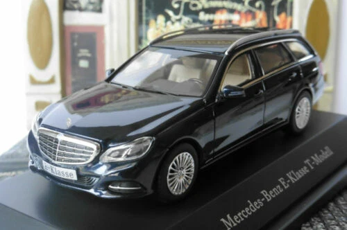 Voitures de tourisme miniatures Kyosho 1:43