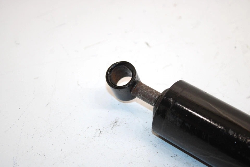 90 Polaris 650 Oem Shock Assembly 7041237 Q3319 - Image 2 of 4