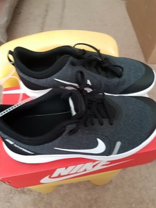 nike flex experience rn 8 boys