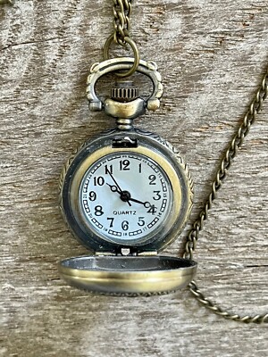 Pocket Watch Clock Necklace Vintage Quartz Time Piece with