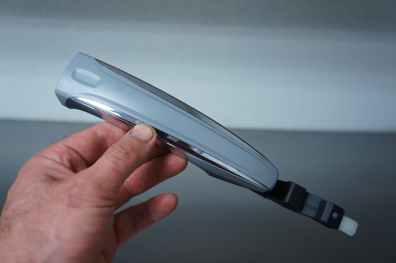 17-2020 Bentley Bentayga  Left Driver side Door Handle Outer 36A837205 exterior