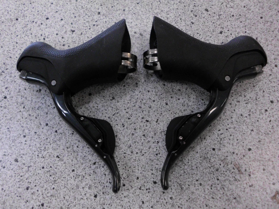 SHIMANO 2X10 ULTEGRA 6770 Di2 SHIFT LEVERS - Image 3 of 4