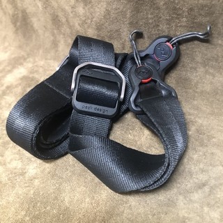 Peak Design Slide Lite Neck & Shoulder Strap (Black) with Strap Lugs