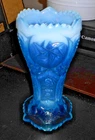 NICE OLD RIIHIMAKI FINLAND STARBUST BLUE CARNIVAL GLASS VASE TALL 9 INCH / 23 CM
