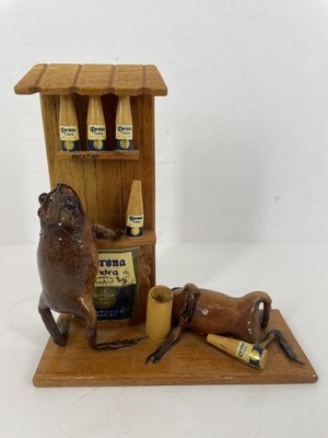 Vintage Corona Extra Beer Advertising Display Taxidermy Frogs Bar Scene Mexico