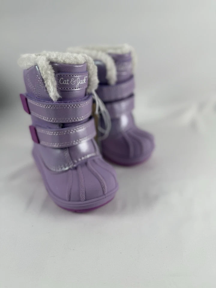 Botas de nieve de invierno impermeables moradas Cat & Jack para niñas pequeñas talla 10 Foto 2 de 4