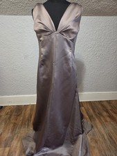 Vera Wang Black Tie Evening Gown Floor Length Satin Grey Strappy Corset Back 6-8