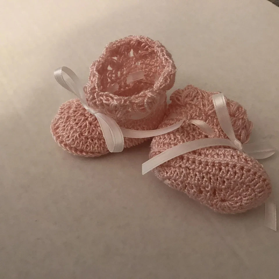 Zapatos de bebé de ganchillo botines de bebé zapatos de muñeca botines V rosa claro con cinta Foto 2 de 4