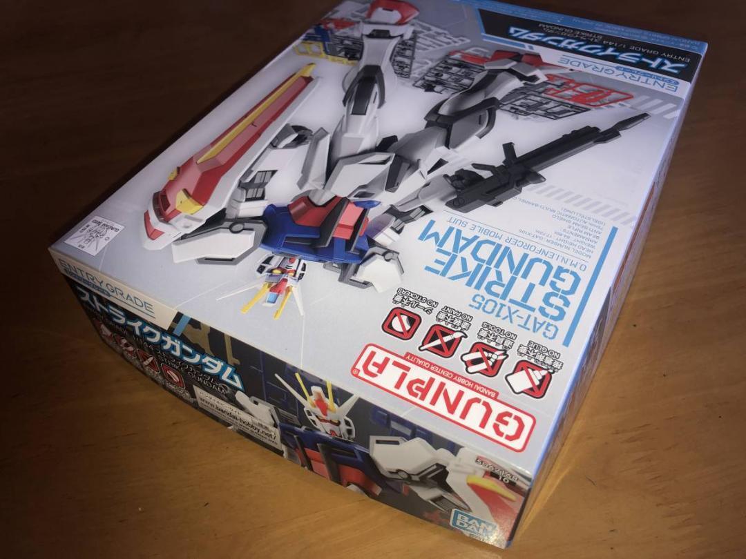 1/144 ENTRY GRADE GAT-X105 Strike Gundam Seven-Eleven Japan