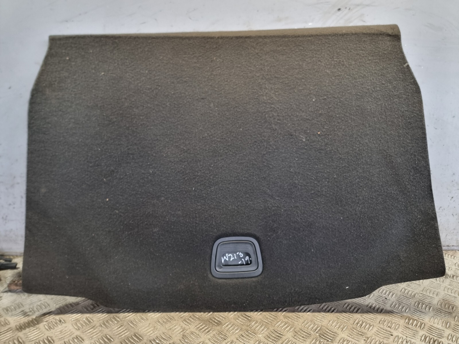 MERCEDES E CLASS BOOTLID FLOOR MAT A2136807907 BOOT LINER E220 W213 2.0