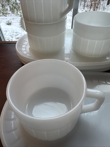 4 VTG Federal Milk Glass Luncheon Soup & Sandwich Snack Set Cups Plates Mug - Picture 2 of 8