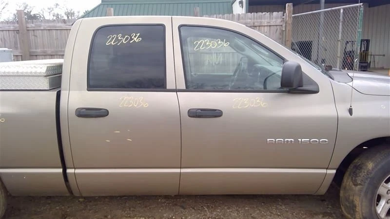 (LOCAL PICKUP ONLY) Driver Front Door Chassis Quad Cab Fits 06-10 DODGE 3500 PIC - Image 2 of 4