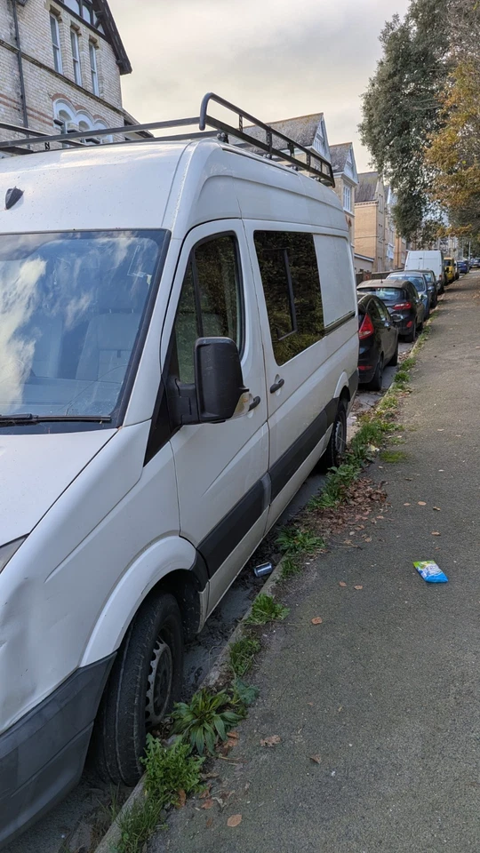 VW Campervan Crafter - Image 2 of 4