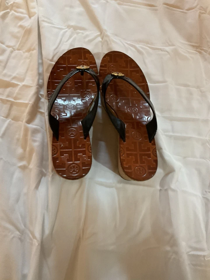 MUJER TORY BURCH THORA CORCHO CUÑA SANDALIA TANGA CUERO NEGRO TALLA 9 MEDIANO Foto 3 de 4