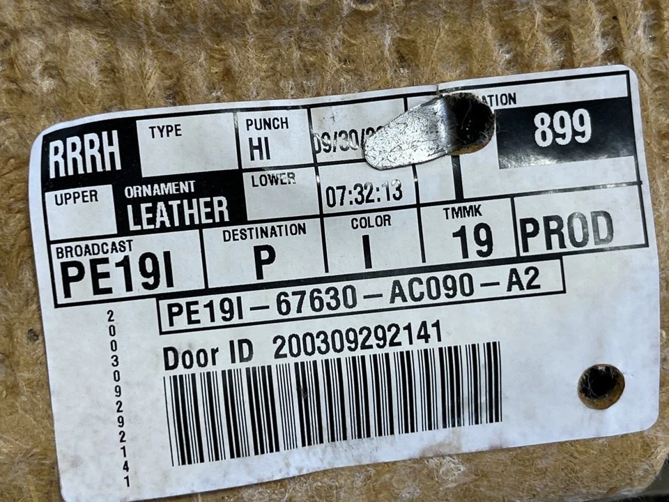 TOYOTA AVALON 2000 2001 2002 2003 2004 PUERTA TRASERA DERECHA PANEL EMBELLECEDOR MARFIL LA01 Foto 4 de 4