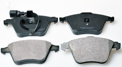 Denckermann Kit Pastiglie Freno A Disco Anteriori Per Citroen C8, Peugeot 807, Fiat Ulysse, Lancia Phedra, Con Sensore Usura