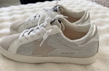 New VINTAGE HAVANA Women s Suede Sneakers Edge Light Grey Croco 9