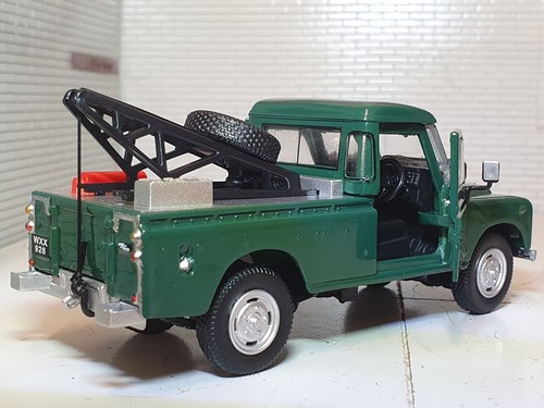Land Rover Breakdown Tow Truck Recovery Series 2a 3 109 1:43 Scale Cararama - Picture 6 of 6