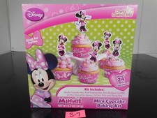 Disney Junior Minnie Mouse MINI CUPCAKE BAKING KIT w/ Cupcake Mix - NEW 2015