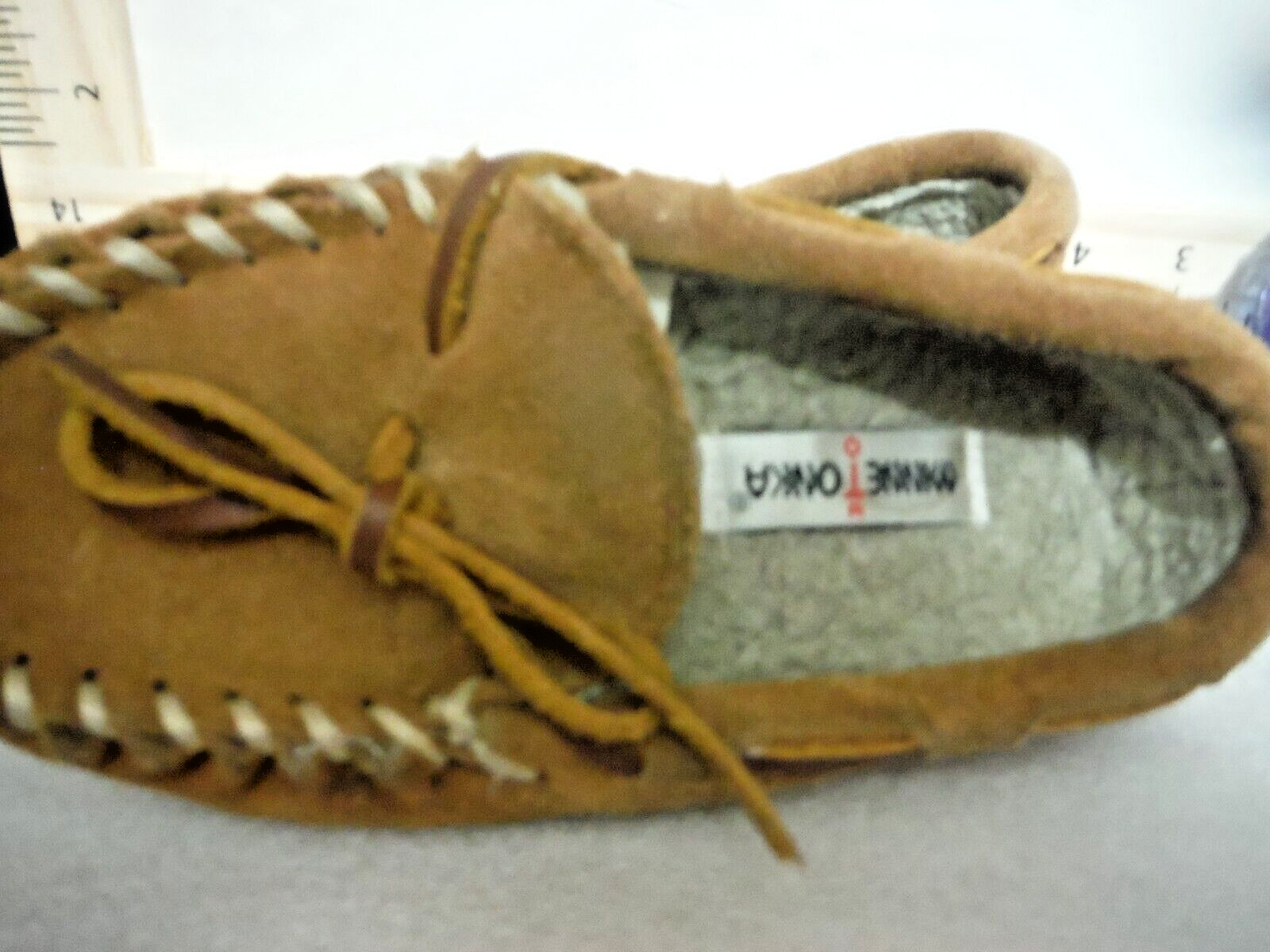 SAOLA Pantofole Minnetonka giovani marroni in pelle foderate punta moc suola dura taglia 11 48401