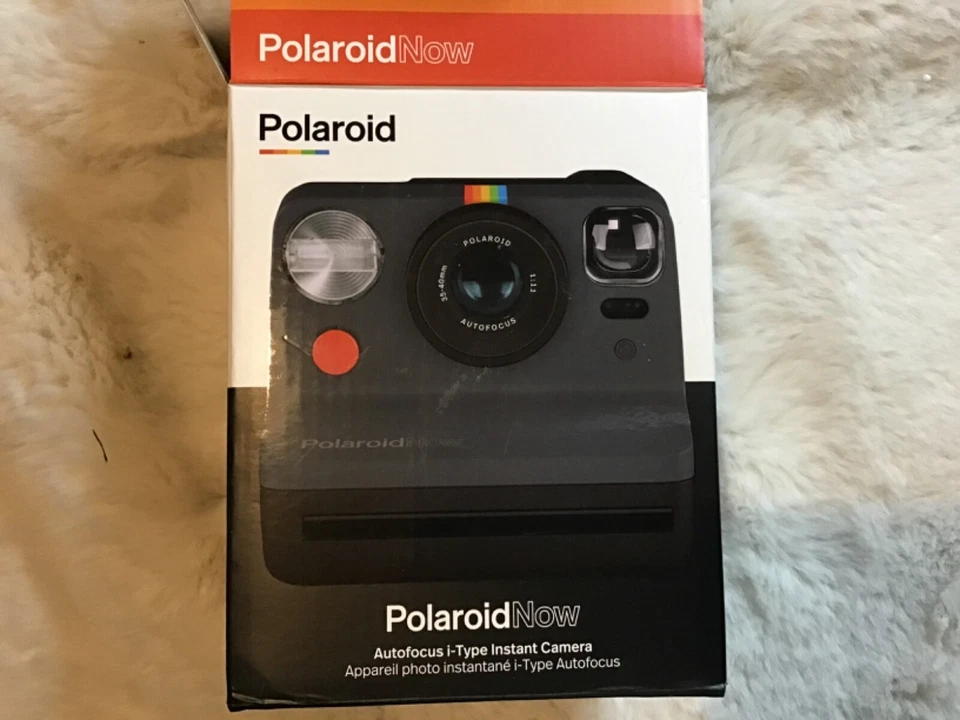 Polaroid Now Instant Camera i-Type - Black - 9028 - Image 3 of 3