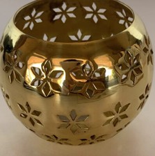 Złoty okrągły świecznik na podgrzewacze wzór gwiazdy - święto - wys. x 3"