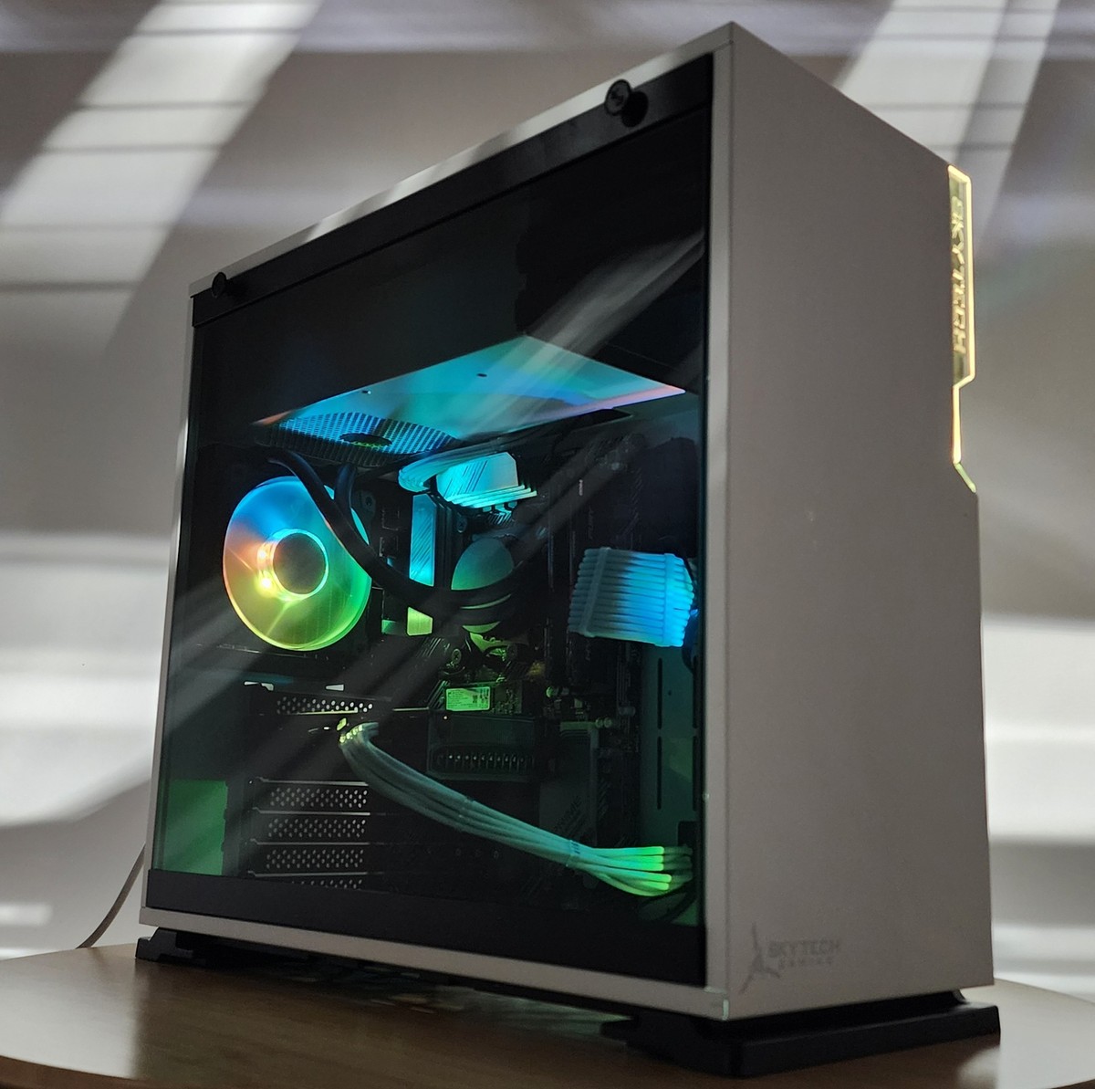 Gaming PC Ryzen 5 3600 16GB RAM 500GB SSD RX 6500 XT 4GB