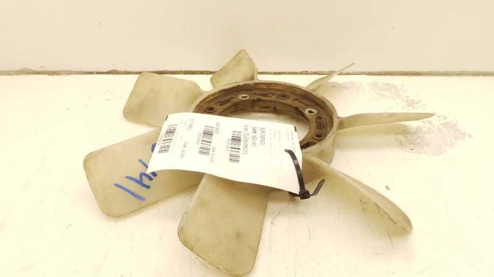 84-95 TOYOTA 4RUNNER 2.4L 4CYL CONJUNTO DE VENTILADOR DE REFRIGERAÇÃO RADIADOR - Imagem 4 de 4