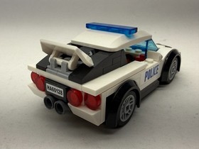 LEGO City 60128: Police Pursuit. Complete with instructions, no box