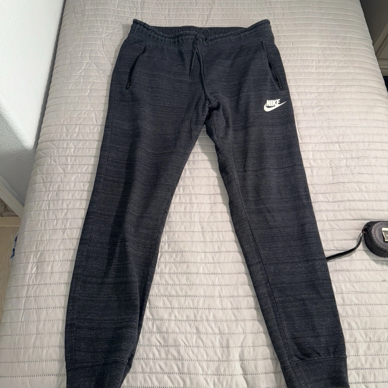 Nike Mens Large Fleece Joggers Heather Gray Tapered Zip Pockets 918322-010
