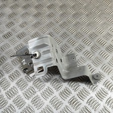 MERCEDES-BENZ GLB X247 Kotfl&uuml;gelhalter vorne links A2478800114 31863637