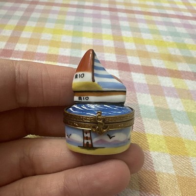 Miniature GR Limoges Peint Main Trinket Box Sailboat