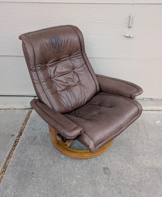 Vintage Ekornes Stressless Royal Brown Leather Lounge Arm Chair +