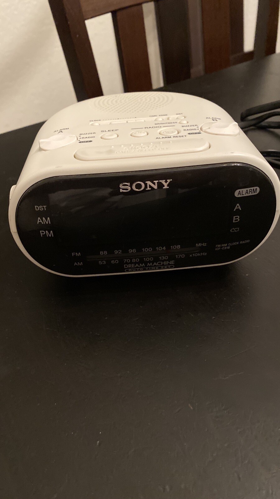 Sony Dream Machine ICFC318 Auto Setting AM/FM Dual Alarm Clock Radio