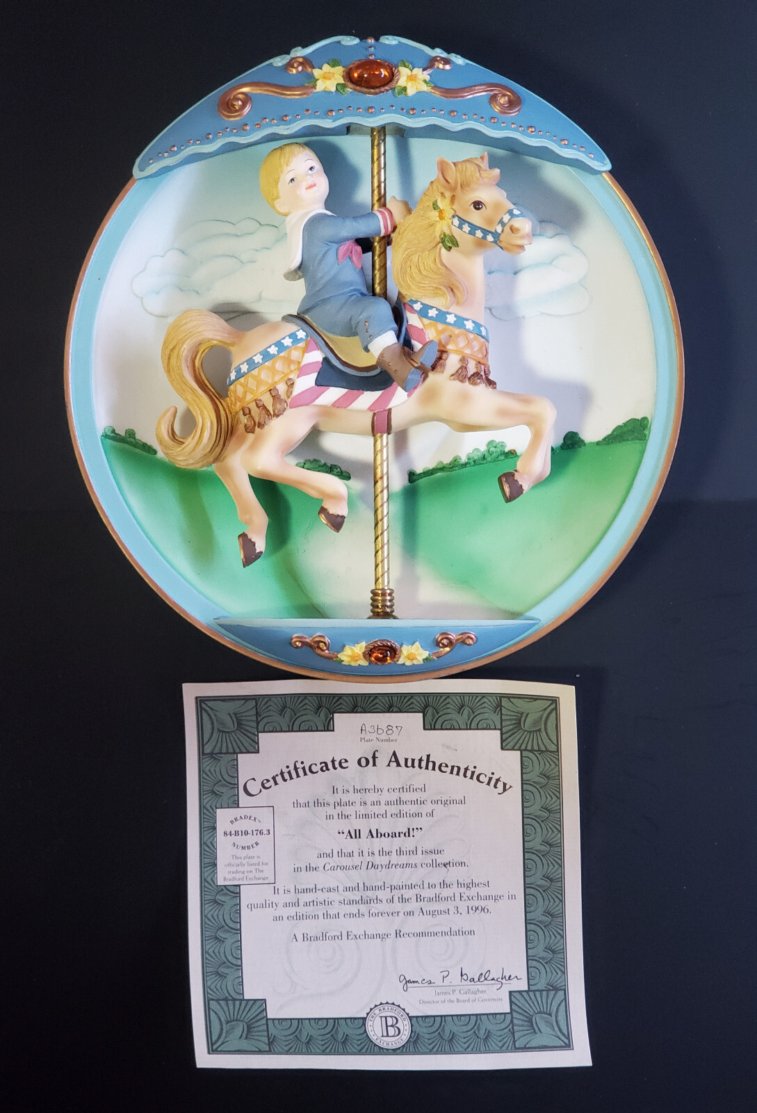 1994 Bradford Exchange Carousel Daydreams All Aboard Musical Wall Plate A3687