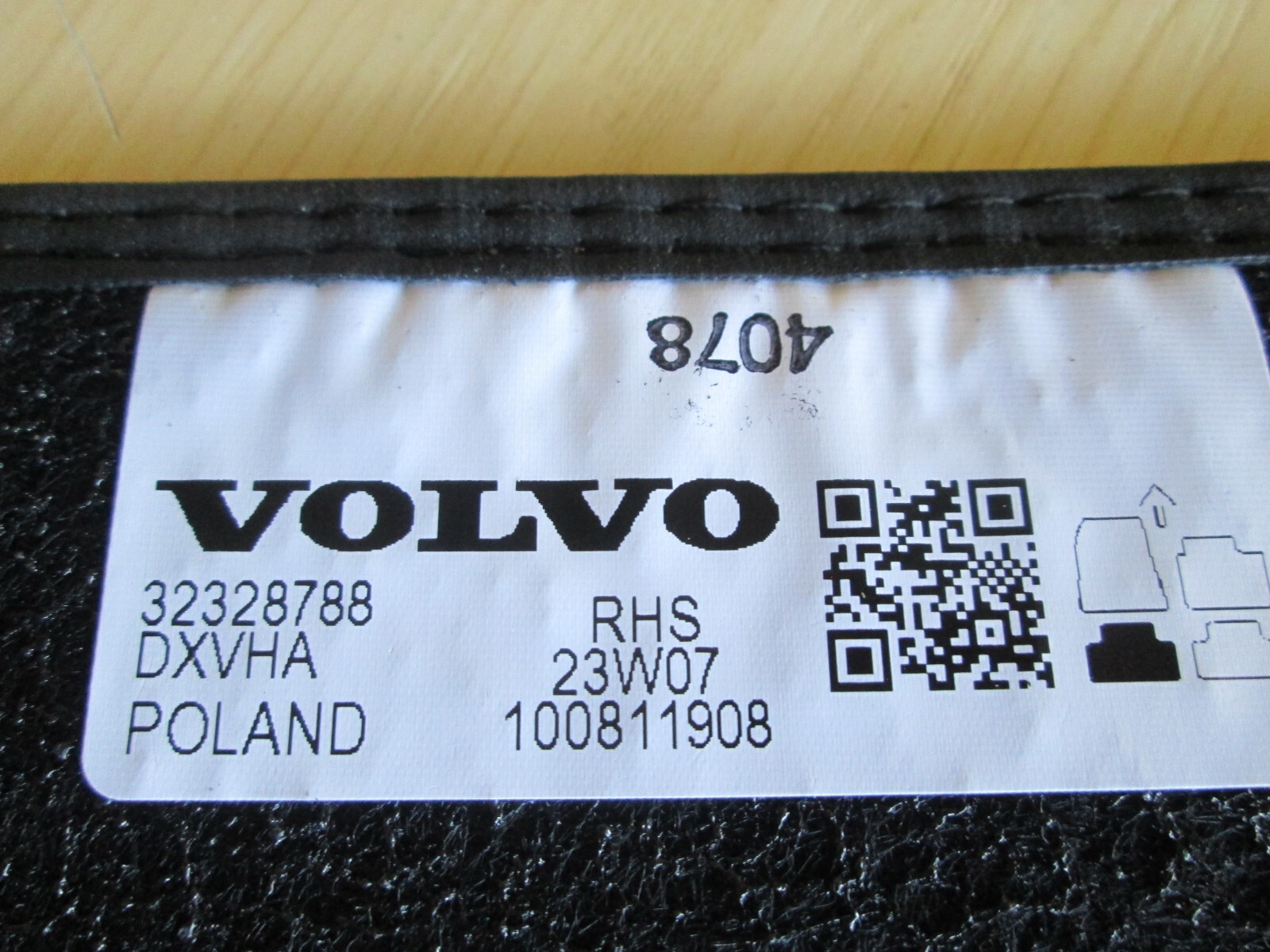 VOLVO XC40 FLOOR MATS CARPET MATS MAT SET OF FULL 20182023 GENUINE