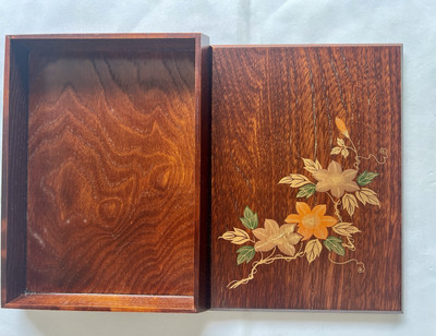 NOS Japan Urishi Makie Nature Wood Stationary Box For Storage Nice Condition
